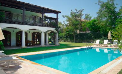 Bodrum Bitez' de Özel Havuzlu 4+1 Muhafazakar Villa