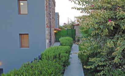 Bodrum Torba' da Deniz Manzaralı Özel Havuzlu Jakuzili 6+1 Villa