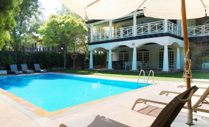 Bodrum Bitez' de Özel Havuzlu 4+1 Villa