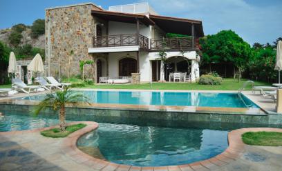 Bodrum Bitez' de Özel Havuzlu 4+1 Muhafazakar Villa