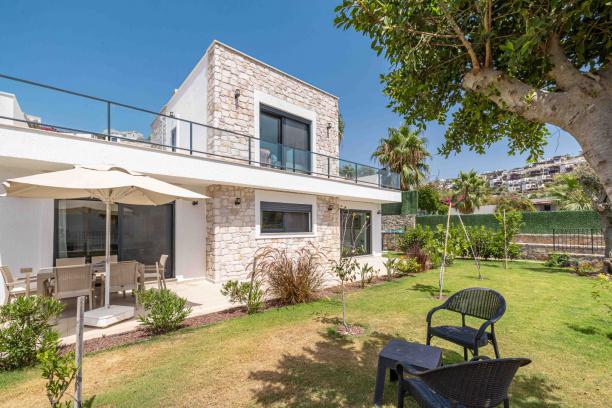 Bodrum Gümüşlük 4+1 Özel Havuzlu Villa