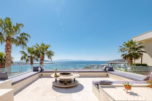 Bodrum Gümbet Özel Havuzlu Eşsiz Deniz Manzaralı Lüks Villa