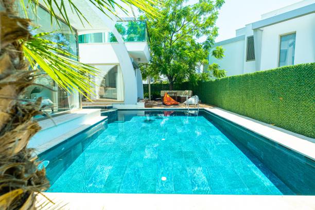 bodrum konacık merkezi konumda müstakil 4+1 özel havuzlu villa