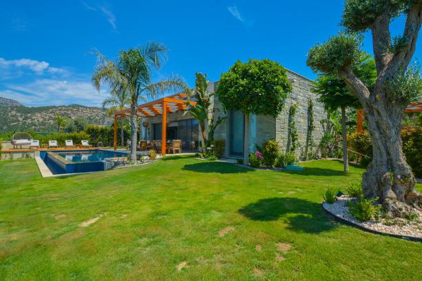 Bodrum Konacık Özel Havuzlu Lüks Kiralık 6+1 Villa