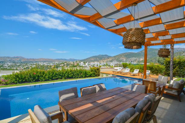 Bodrum Konacık Özel Havuzlu Lüks Kiralık 6+1 Villa