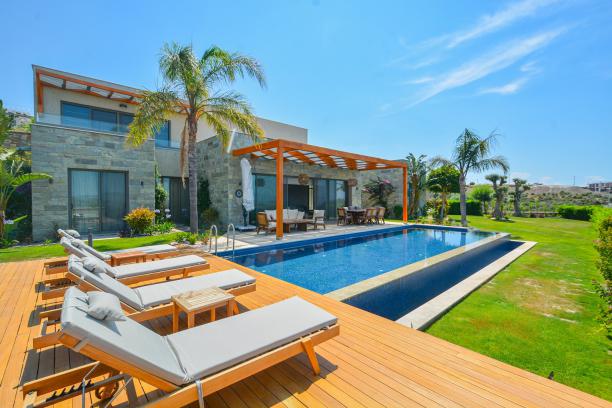 Bodrum Konacık Özel Havuzlu Lüks Kiralık 6+1 Villa