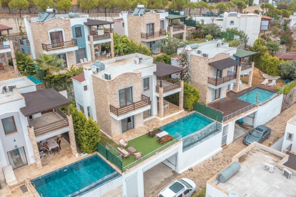 Bodrum Gündoğan'da Özel Havuzlu Doğa Manzaralı Güvenlikli Site İçerisinde 3+1 Villa