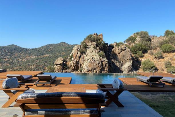 Bodrum Yalıkavak' ta Özel Havuzlu Deniz Manzaralı 4+1 Villa