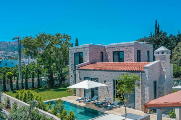 Bodrum Ortakent Yahşi' de Özel Havuzlu Müstakil Villa