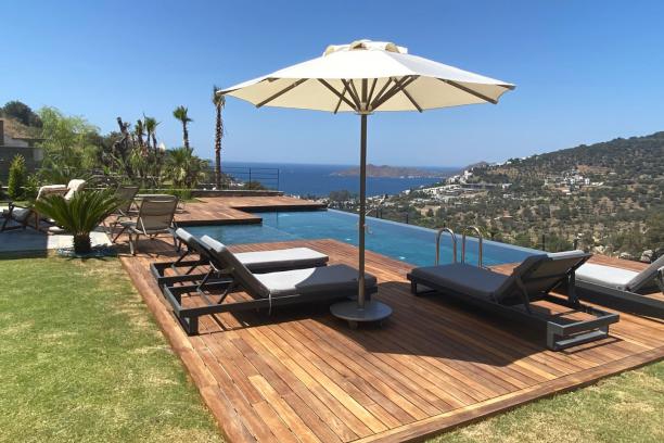 Bodrum Yalıkavak' ta Özel Havuzlu Deniz Manzaralı 4+1 Villa