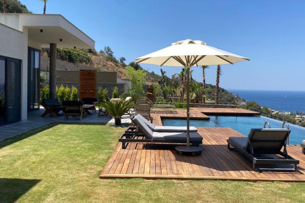 Bodrum Yalıkavak' ta Özel Havuzlu Deniz Manzaralı 4+1 Villa
