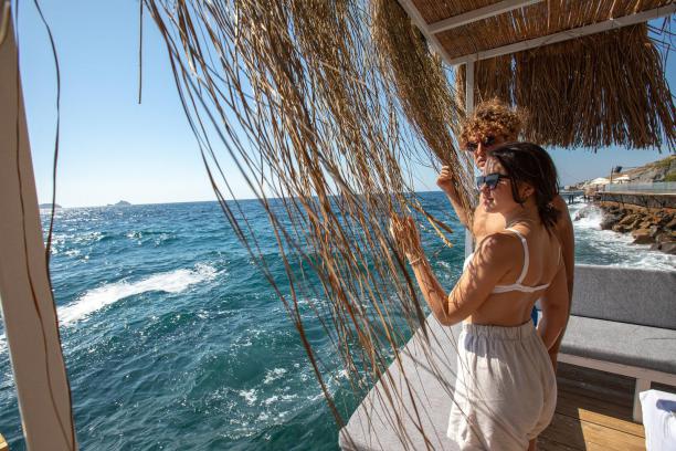 Bodrum Yalıkavak' ta 4+1 Deniz Manzaralı Özel Havuz ve Özel Plajlı Villa