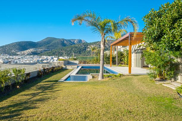 Bodrum Konacık Özel Havuzlu Lüks Kiralık 6+1 Villa