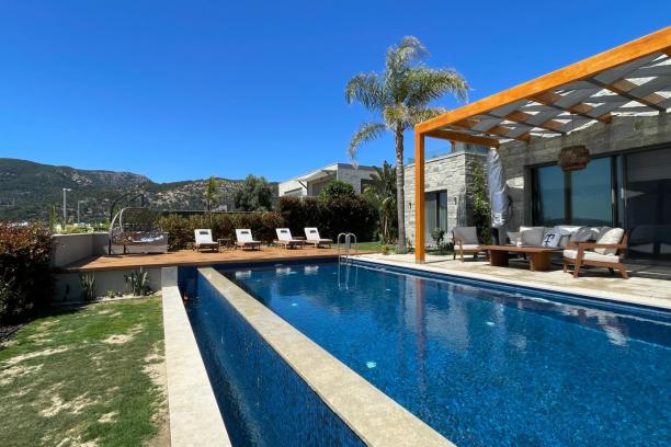 Bodrum Konacık Özel Havuzlu Lüks Kiralık 6+1 Villa