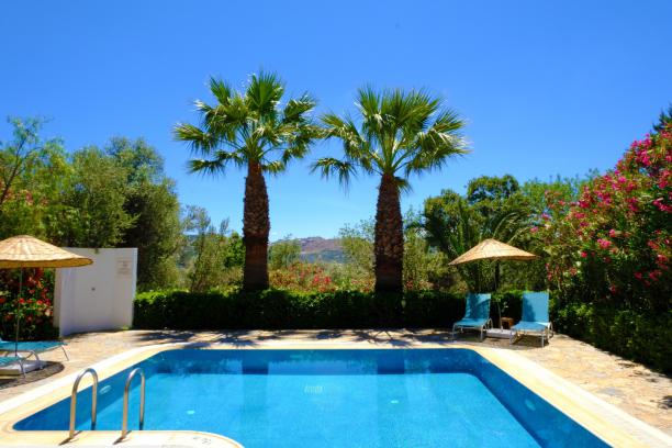 Bodrum Dereköy' de Özel Havuzlu Muhafazakar Kiralık Yazlık 3+1 Villa