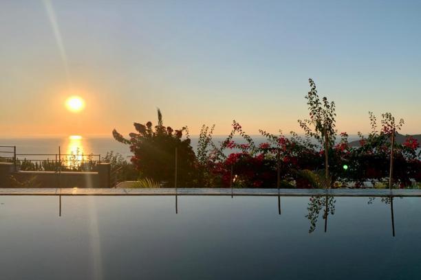 Yalıkavak Orion Sitesi 6+2 Özel Havuzlu Deniz Manzaralı Lüks Villa