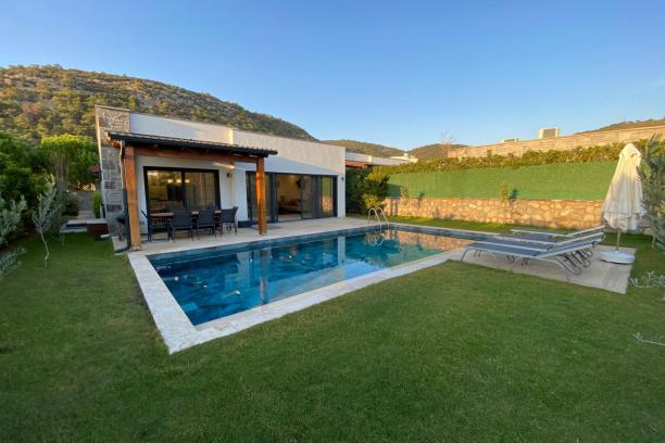 bodrum konacık özel havuzlu müstakil 4+1 kiralık villa