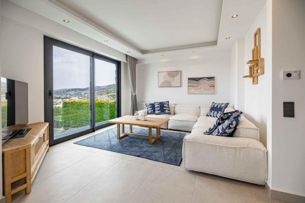 Bodrum Yalıkavak' ta Marina Manzaralı Özel Havuzlu 4+2 Kiralık Villa