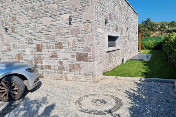 Konacık'ta Özel Havuzlu Müstakil Bahçeli 3+1 Villa