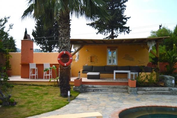 Bodrum Bitez' de Özel Havuzlu 4+1 Muhafazakar Villa