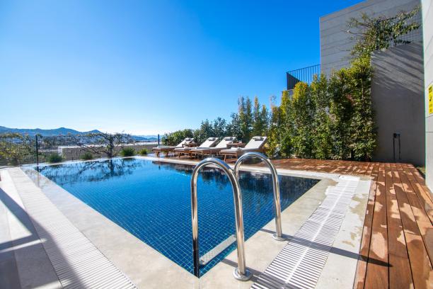 Bodrum Yalıkavak' ta Deniz Manzaralı Özel Havuzlu 3+1 Tek Katlı Müstakil Villa