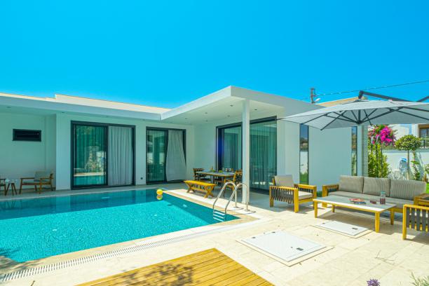 Yalıkavak'ta Özel Havuzlu Bahçeli Denize Yakın 3+1 Müstakil Villa