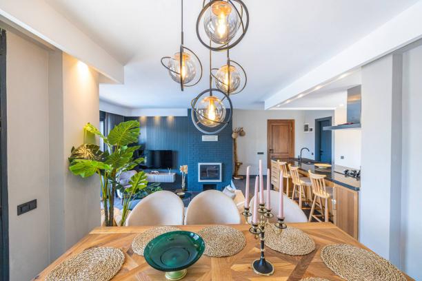 BodrumYalıkavak'ta Marinaya Yakın Özel Havuzlu 6 Odalı Taş Villa