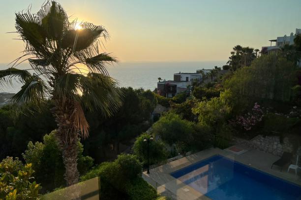 Bodrum Yalıkavak'ta Deniz Manzaralı Özel Havuzlu Kiralık Villa