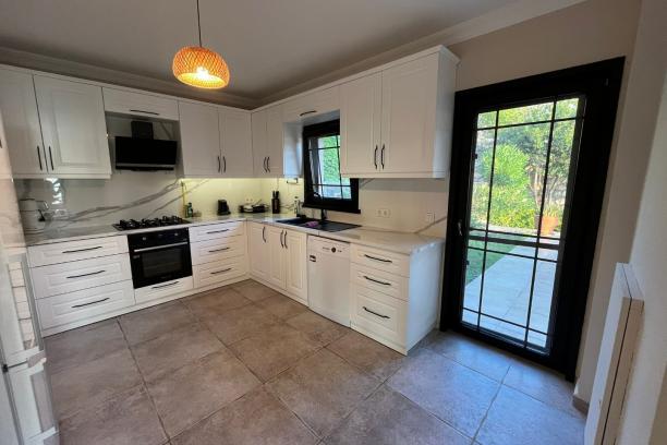 Bodrum Yalıkavak'ta Deniz Manzaralı Özel Havuzlu Kiralık Villa