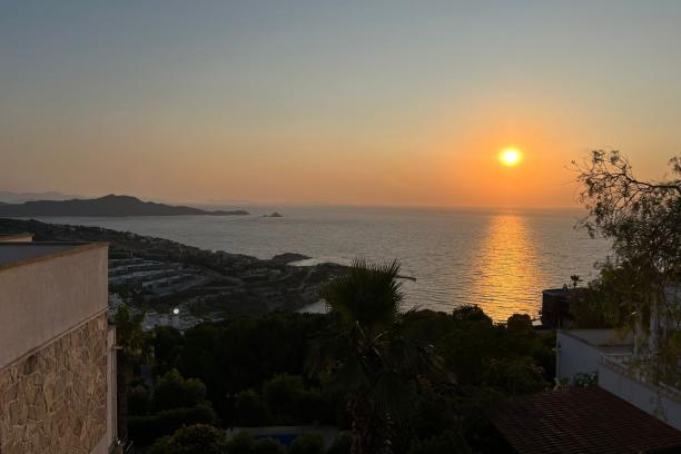 Bodrum Yalıkavak'ta Deniz Manzaralı Özel Havuzlu Kiralık Villa